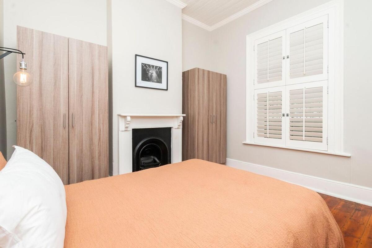 Holiday home 2-bed Rose In Woodstock Cape Town